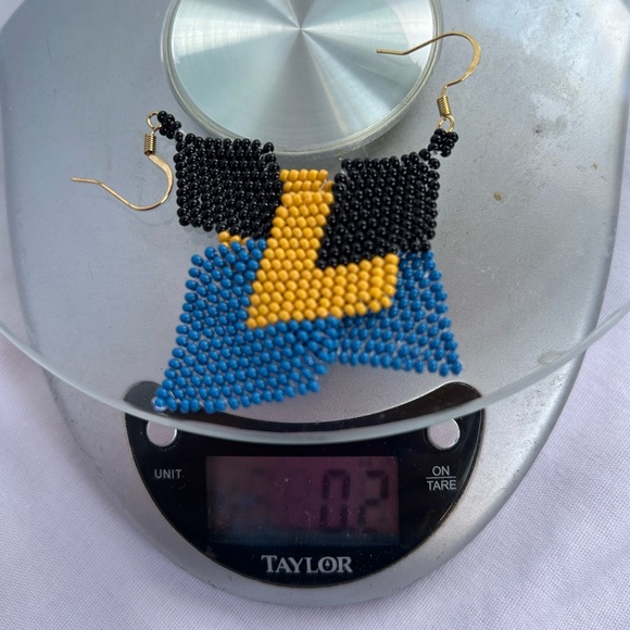 Handmade Seed Bead Blue/Yellow/Black Dangle Earrings - Picture 8 of 8